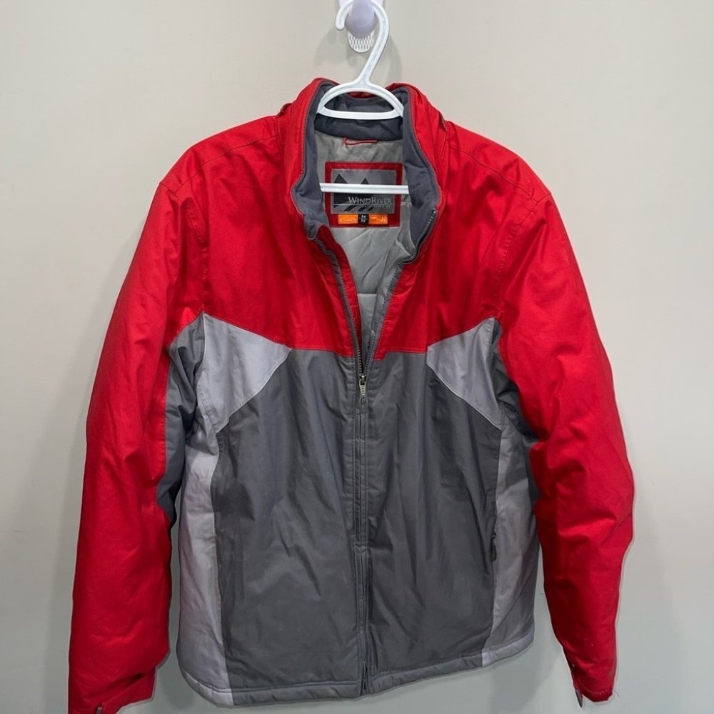 Wind  river winter jacket medium